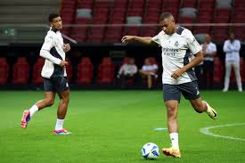 东男篮的一 东男篮的一